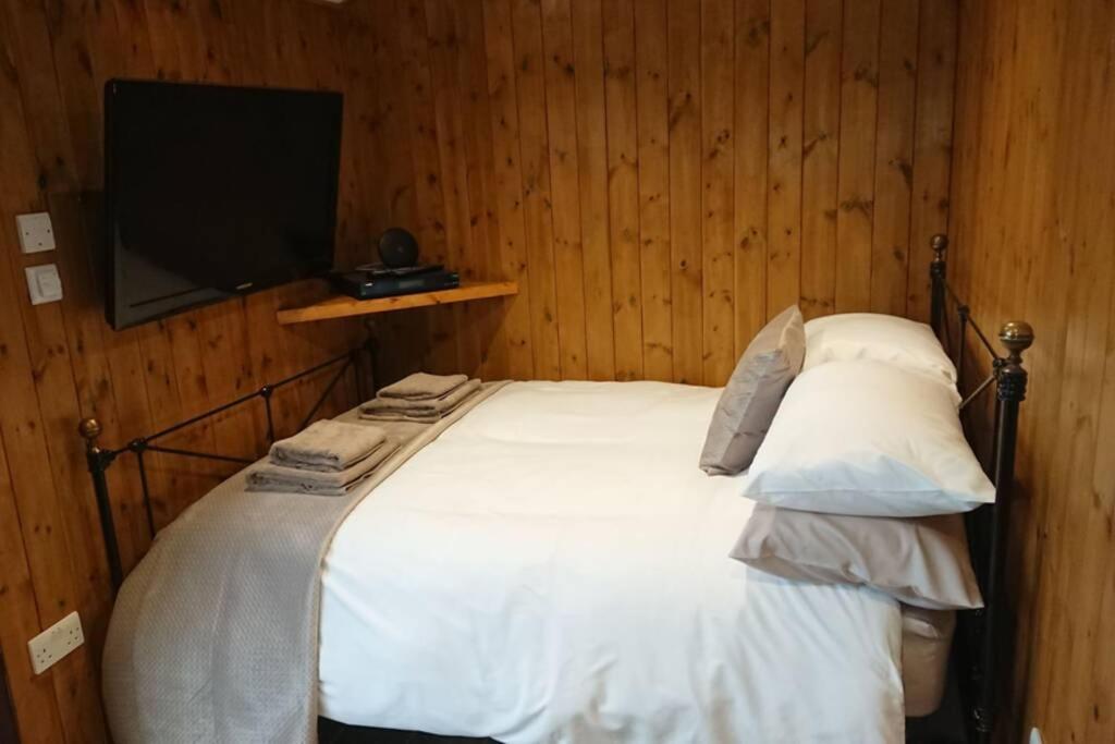 Malthouse Farm Cottage Carriage Dilhorne Kültér fotó